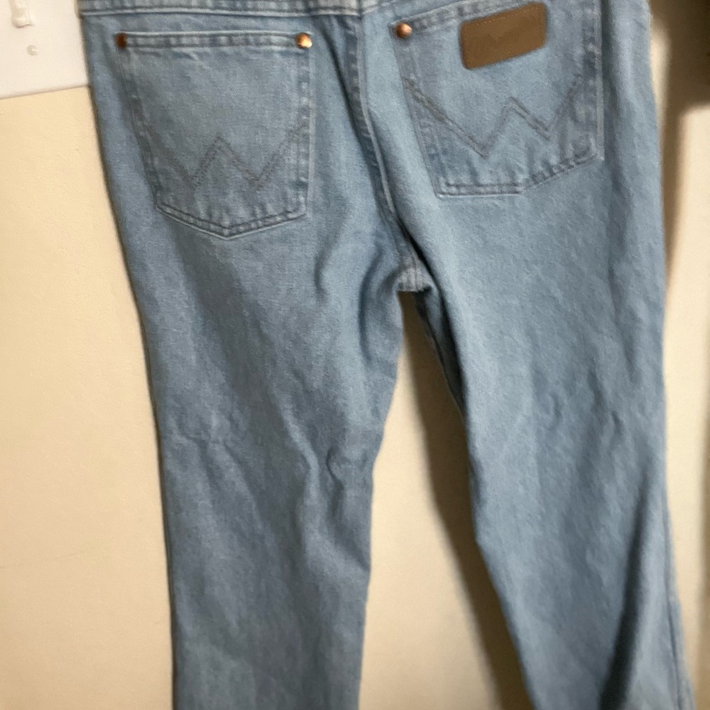 Wrangler Men's Slim Jeans - Light Blue